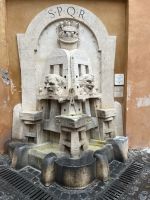 Rom: Brunnen in der Via Margutta