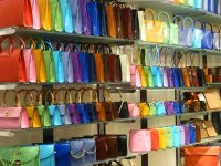 Florenz hat wahrscheinlich das größte Angebot an Ledertaschen. Man muss sich nur entscheiden können.