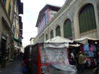 Die Markthalle ist das kulinarische Epizentrum der Stadt. 