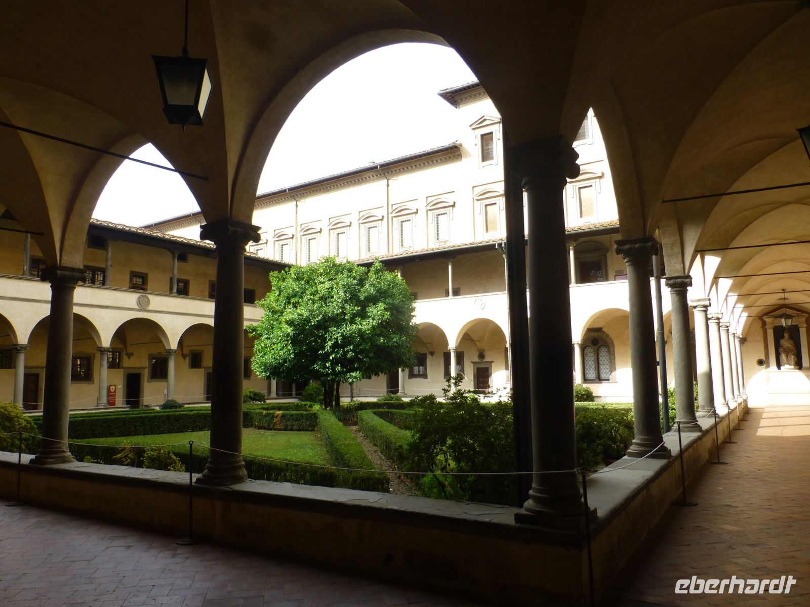 Der Kreuzgang von San Lorenzo