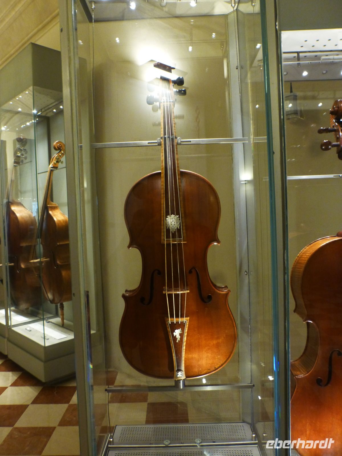 Eine Viola von Stradivari aus Lärchen- und Ahornholz