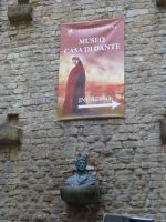 Dante hat in Florenz gelebt und hier seine „Göttliche Komödie“ geschrieben.