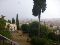 Daneben liegt der barocke Bardini-Garten mit einer kleinteiligen Gartengestaltung.