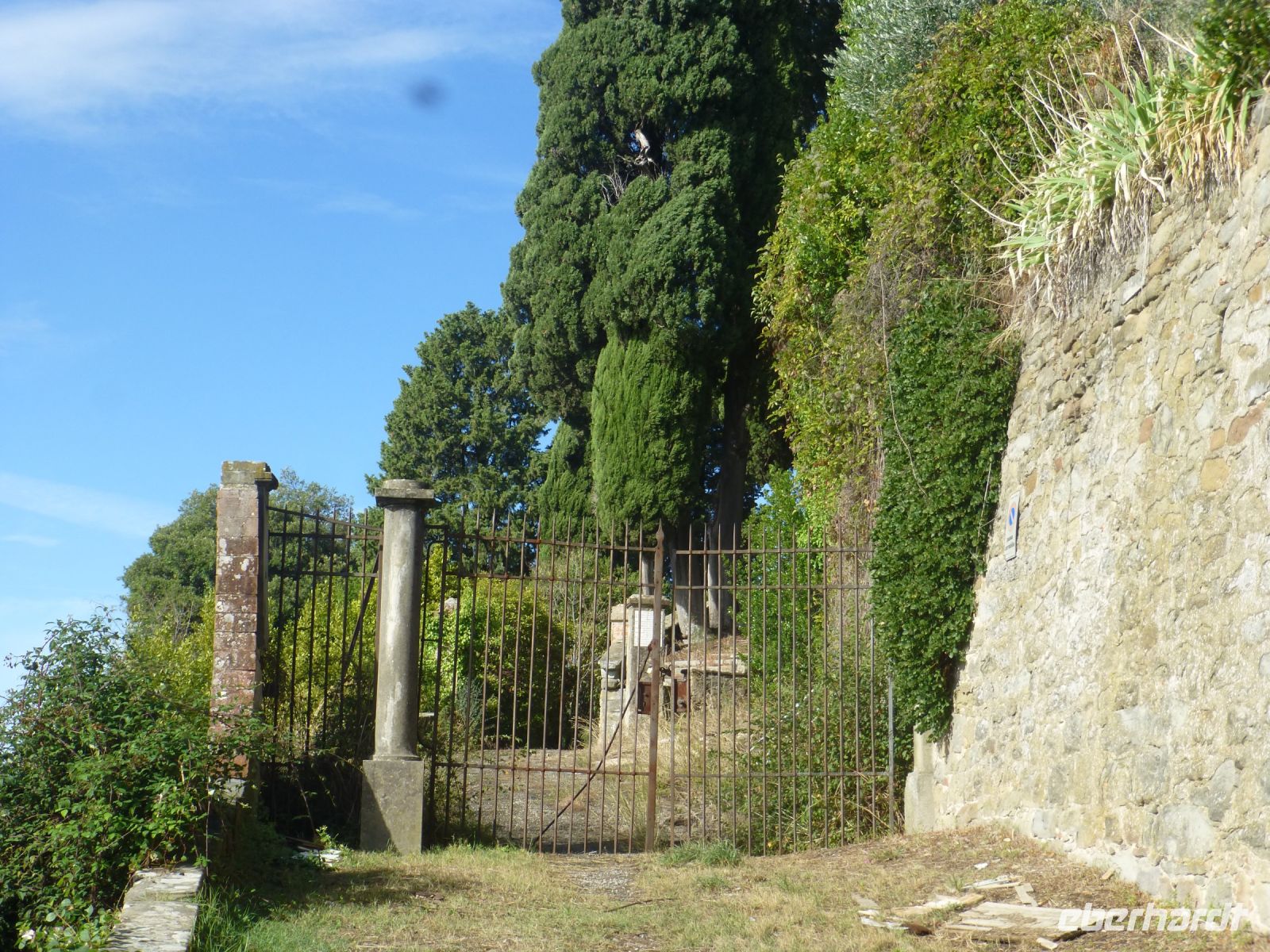 Wie mag es dahinter weitergehen?