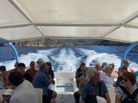 Hinter uns, der Wachturm von Porto