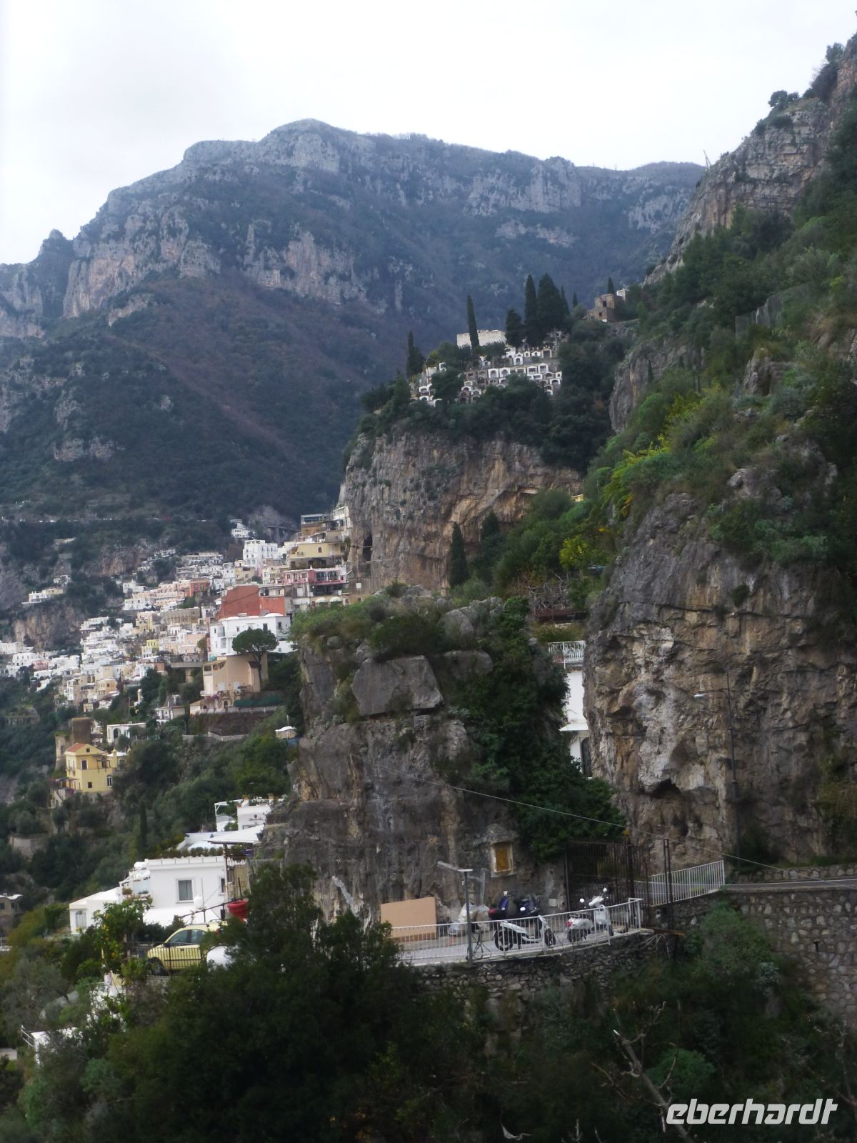 Positano – ganz oben der Friedhof mit bestem Ausblick