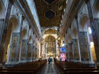 Das Kirchenschiff des Doms