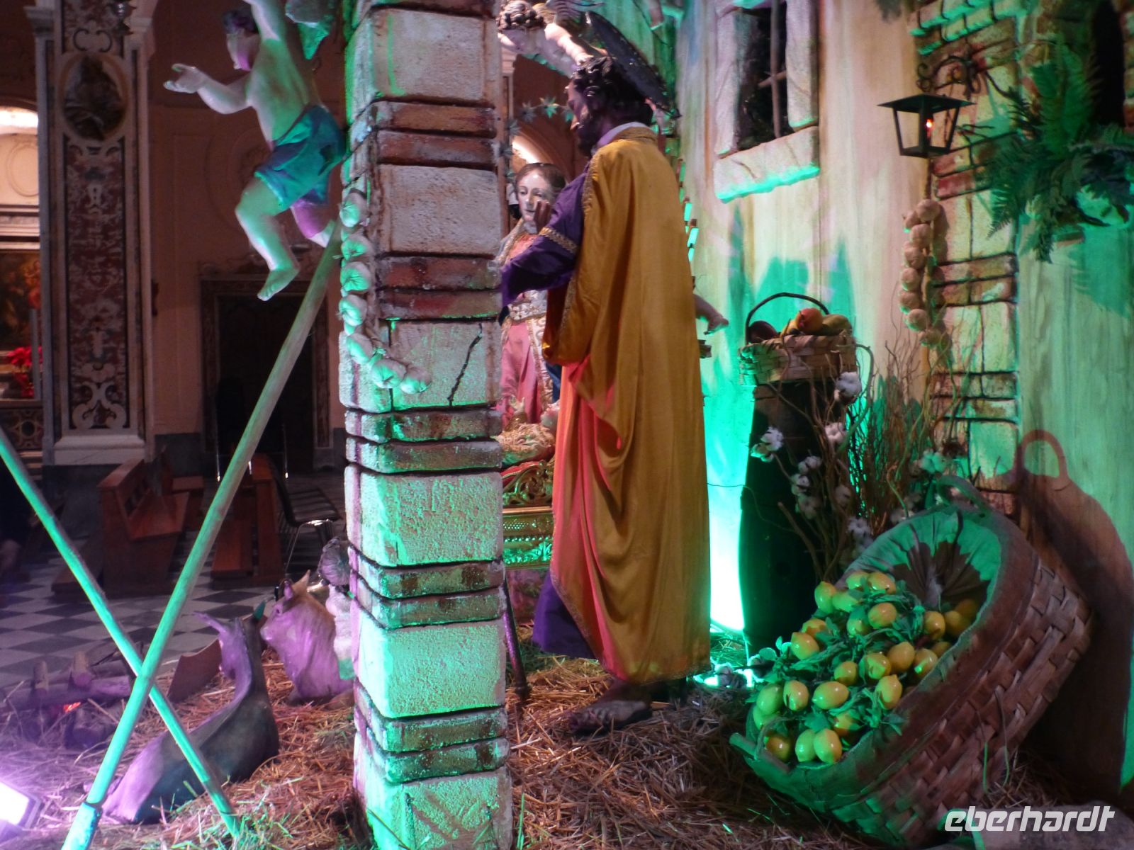 Auch bei einer Krippe dürfen die Zitronen nicht fehlen. 