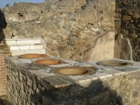 Eine Taverne mit Ausschank „über die Gaß