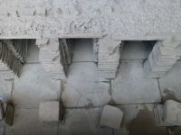 Das Calidarium wird über eine Bodenheizung erhitzt.