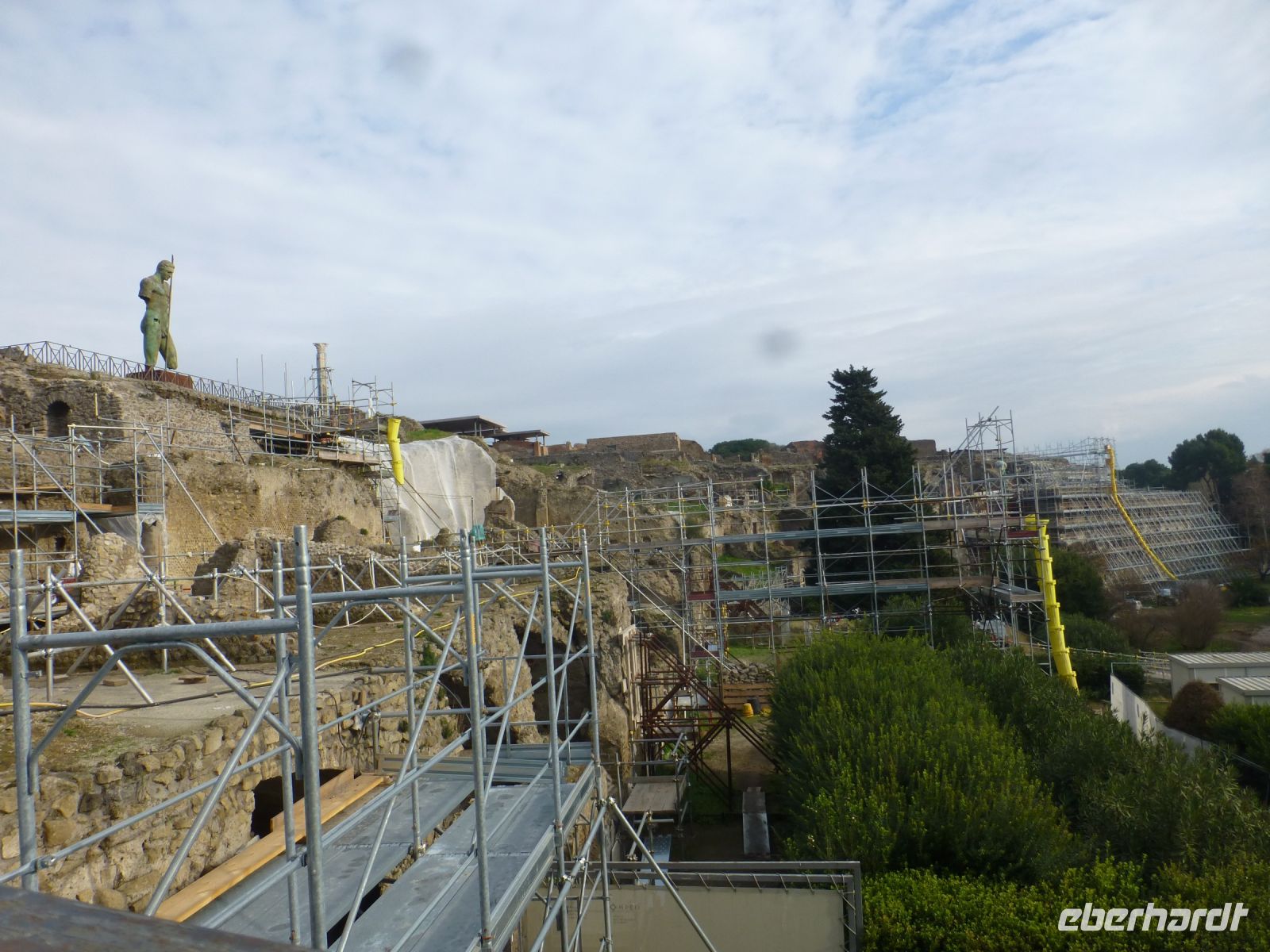 Der deutsche Direktor Gabriel Zuchtriegel treibt die Ausgrabungen voran.