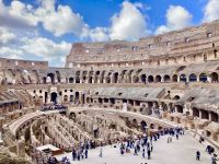 das Innere des Colosseum 