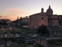 Rom. Forum Romanum mit Kuria am Abend