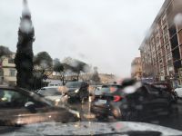 Rom. Mit dem Taxi durch Regen und Stau