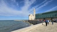 Hafenspaziergang in Trani