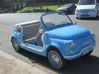 hübsch, aber auch gefährlich in Roms Straßenverkehr