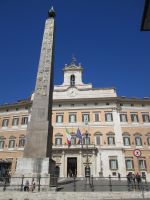 Palazzo Montecitorio mit Obelisk