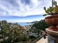 Blick von der Hotel Terrasse in Letojanni