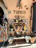 Taormina hat viele kleine hübsche Lädchen, die die Damenherzen höher schlagen lassen