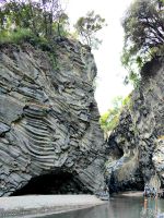 Die faszinierenden Lavaformationen in der Alcantara Schlucht