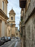 In den Straßen von Noto unterwegs