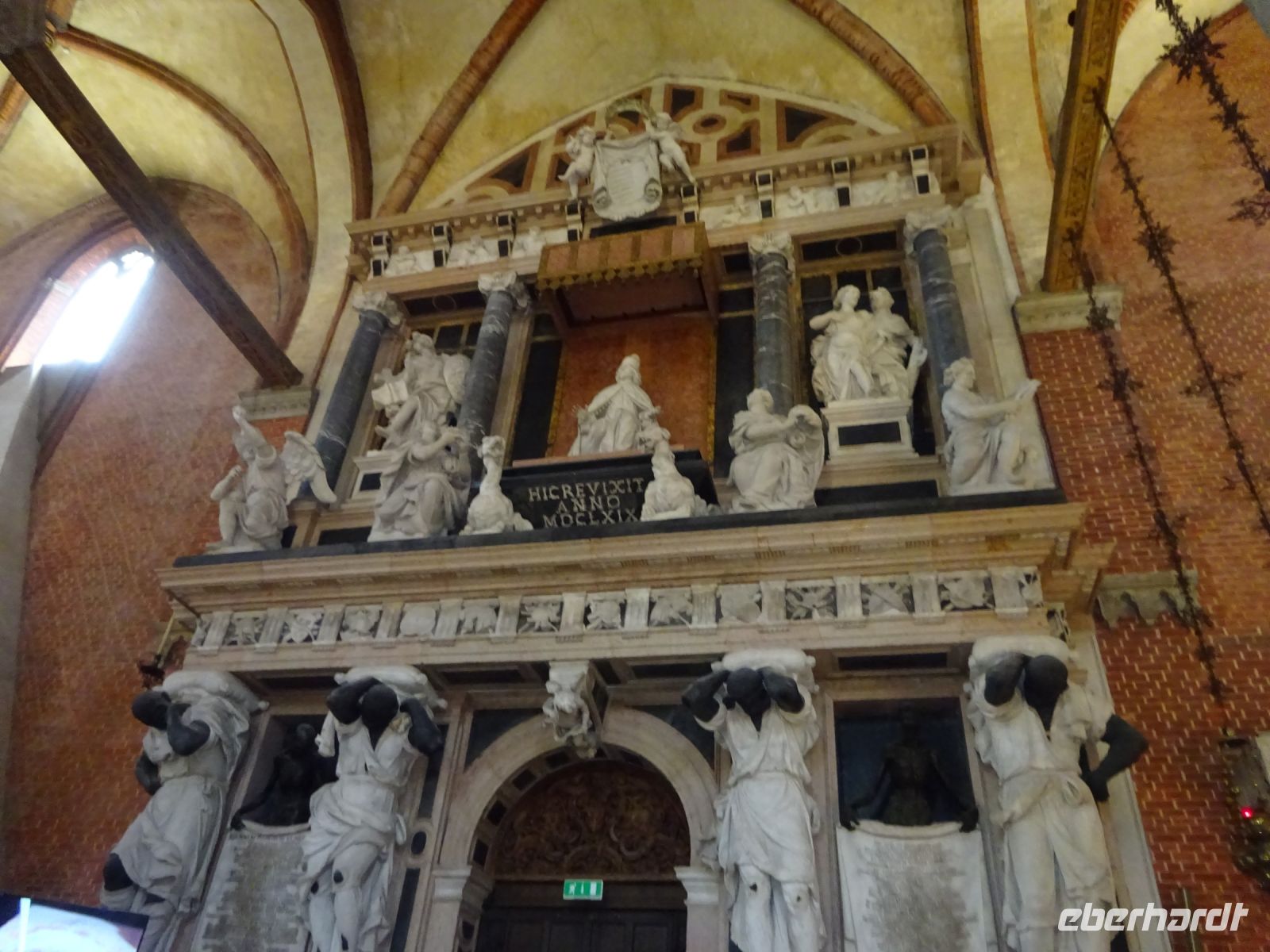 Venedig: in der Kirche Santa Maria Gloriosa del Frari