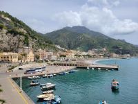 Blick auf den Strand von Maiori/Amalfiküste/Italien