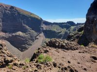 Blick in den Krater des Vesuv/Amalfiküste/Italien