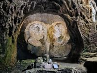 Pizzo. Chiesetta di Piedigrotta