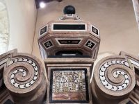 Gerace. San Francesco. Marmoraltar mit Intarsien