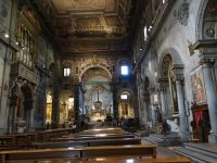 Ognissanti, eine Kirche, die Mittelalter und Barock gleichermaßen vereint