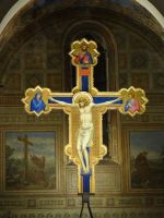 Ognissanti, das kürzlich restaurierte Kruzifix von Giotto