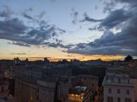 52. Sonnenuntergang Monti Palace Dachterrasse