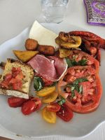 Mittagssnack mit herrlicher Aussicht 