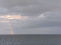 Seefahrt mit Regenbogen
