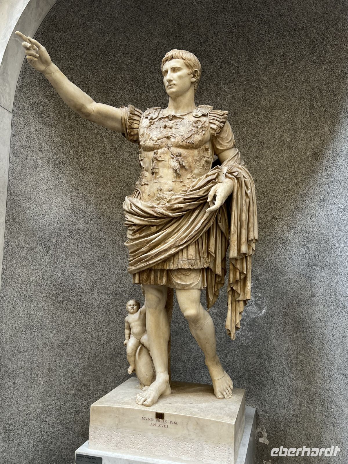 Statue Kaiser Augustus