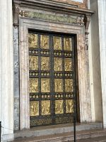 Heilige Pforte am Petersdom