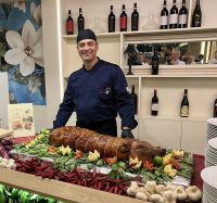 Spanferkel am ersten Abend