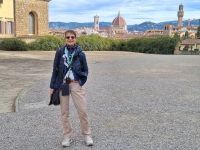 20240915_093831, die Reiseleiterin Claudia in den Boboli-Gärten.jpg