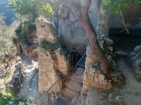 Höhlenwohnungen Zungri 