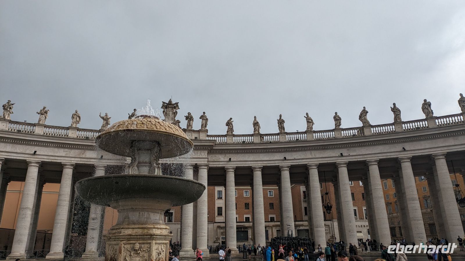 Springbrunnen auf Petersplatz