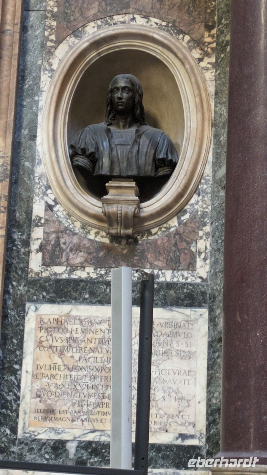 Grabmahl des Malers Raphael im Pantheon