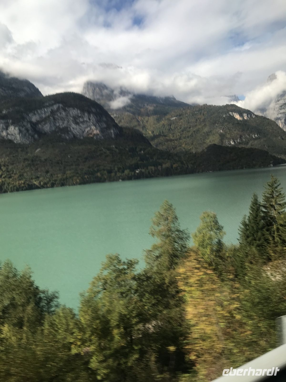 Wanderreise am Gardasee 14.10.2024 Start - Rundgang Malven See - Blick aus dem Bus