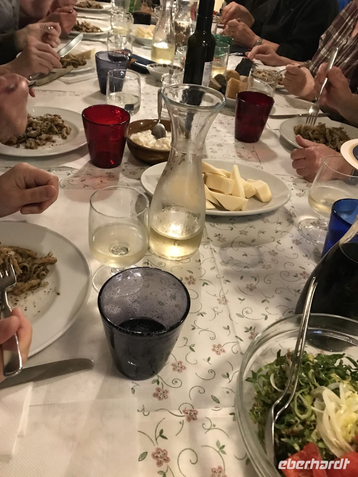 Wanderreise Italien 18.10.2024 Ankunft in Canale -rustikaler Mittagsimbiss 