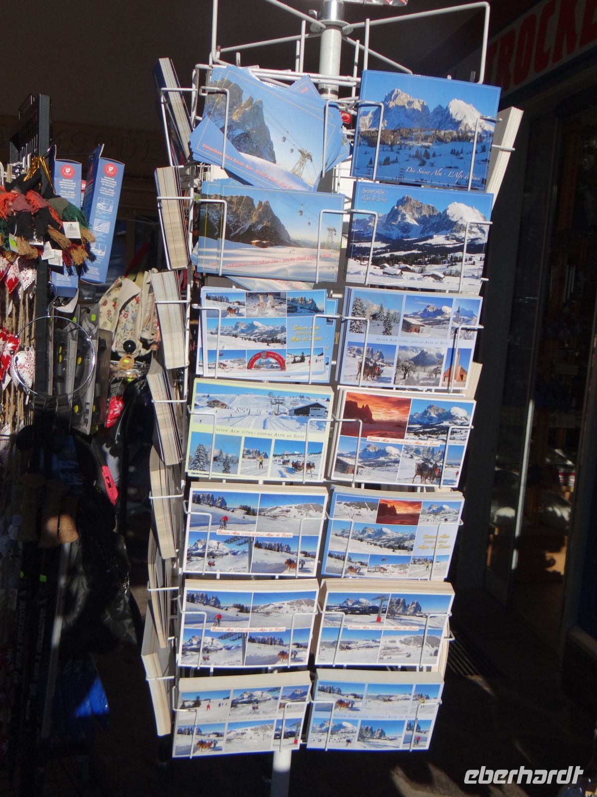 Seiser Alm, Postkarten erinnern an Zeiten mit ganz viel Schnee.
