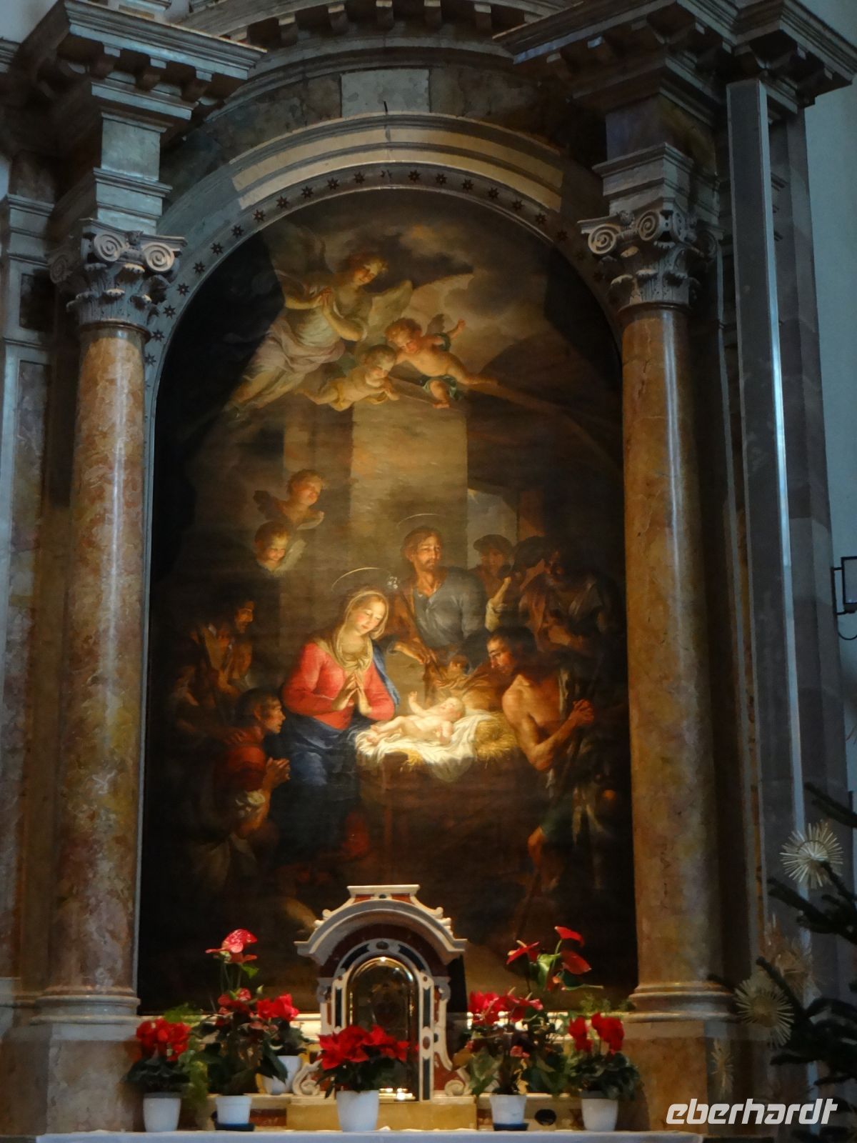 Meran, St. Nikolaus, in der dunklen Kirche leuchtet diese Darstellung hervor. 
