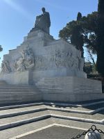 Monument Guiseppe Manzini