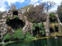 Rom. Adlerbrunnen in den Vatikanischen Gärten