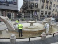 Bernini Brunnen, Restaurierung. Piazza di Spagna, Rom, Spanische Treppe