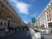 Via di Conciliazione im Heiligen Jahr 2025, Petersdom, Rom. Foto: Anette Rietz